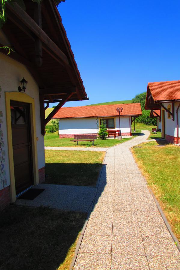 Chata U Vinara Milana, Tatralandia Liptovský Mikuláš Exteriör bild